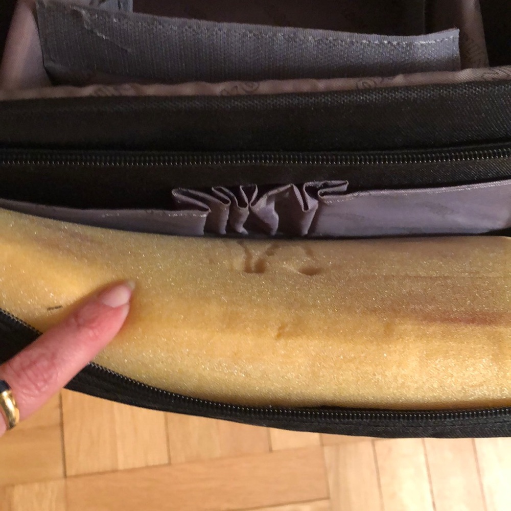 Nikon large camera case - Picture 6 of 8